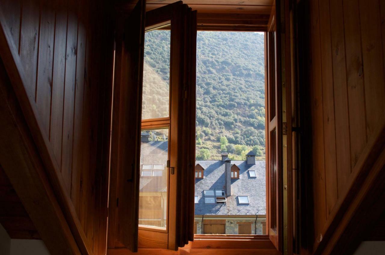 Les Ares Apartman Esterri d'Àneu Kültér fotó